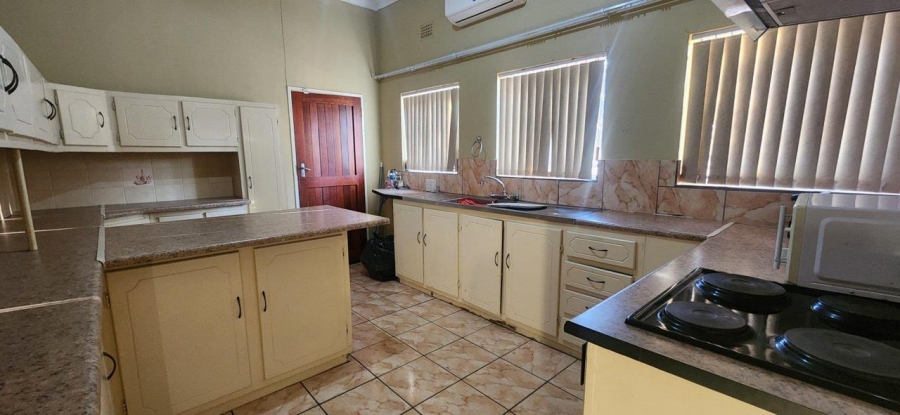 4 Bedroom Property for Sale in Bellvue Northern Cape